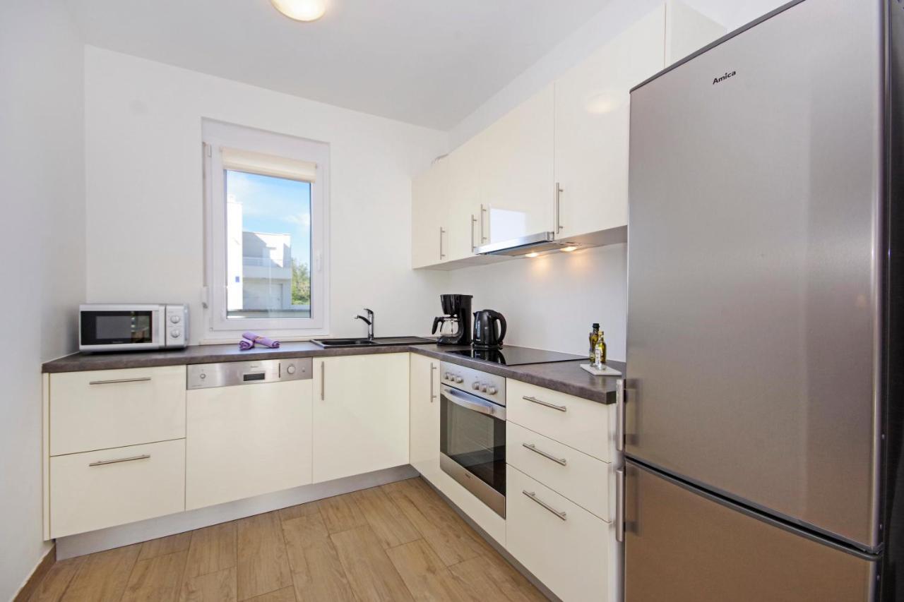 Apartment Laura Privlaka  Dış mekan fotoğraf