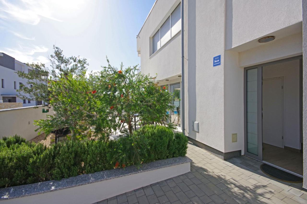 Apartment Laura Privlaka  Dış mekan fotoğraf