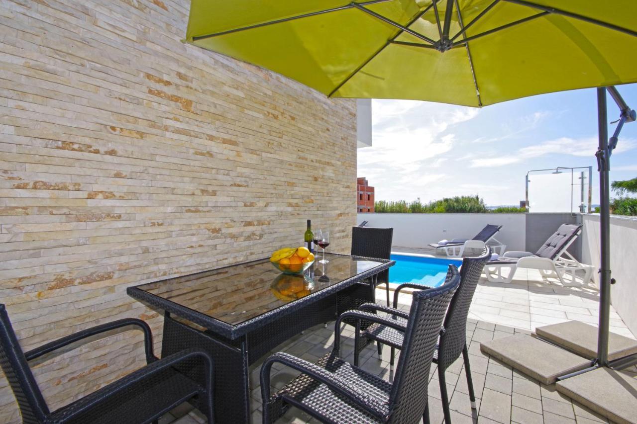 Apartment Laura Privlaka  Dış mekan fotoğraf