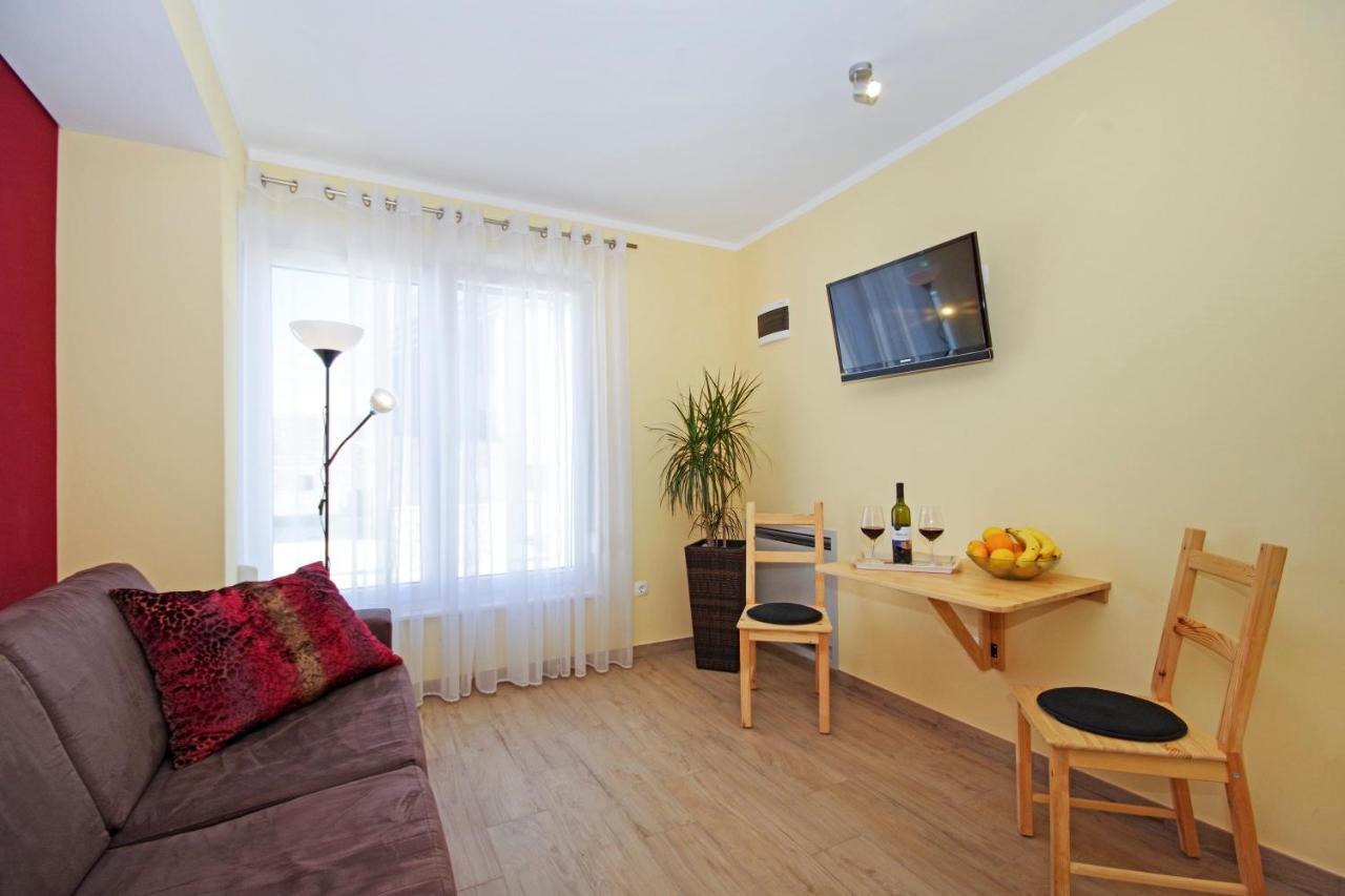 Apartment Laura Privlaka  Dış mekan fotoğraf