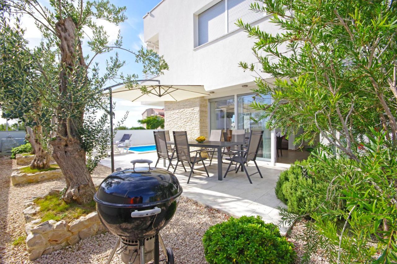 Apartment Laura Privlaka  Dış mekan fotoğraf