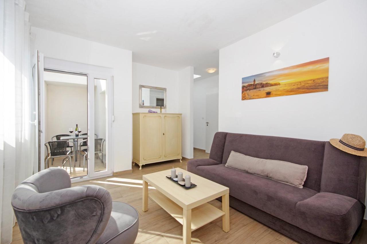 Apartment Laura Privlaka  Dış mekan fotoğraf