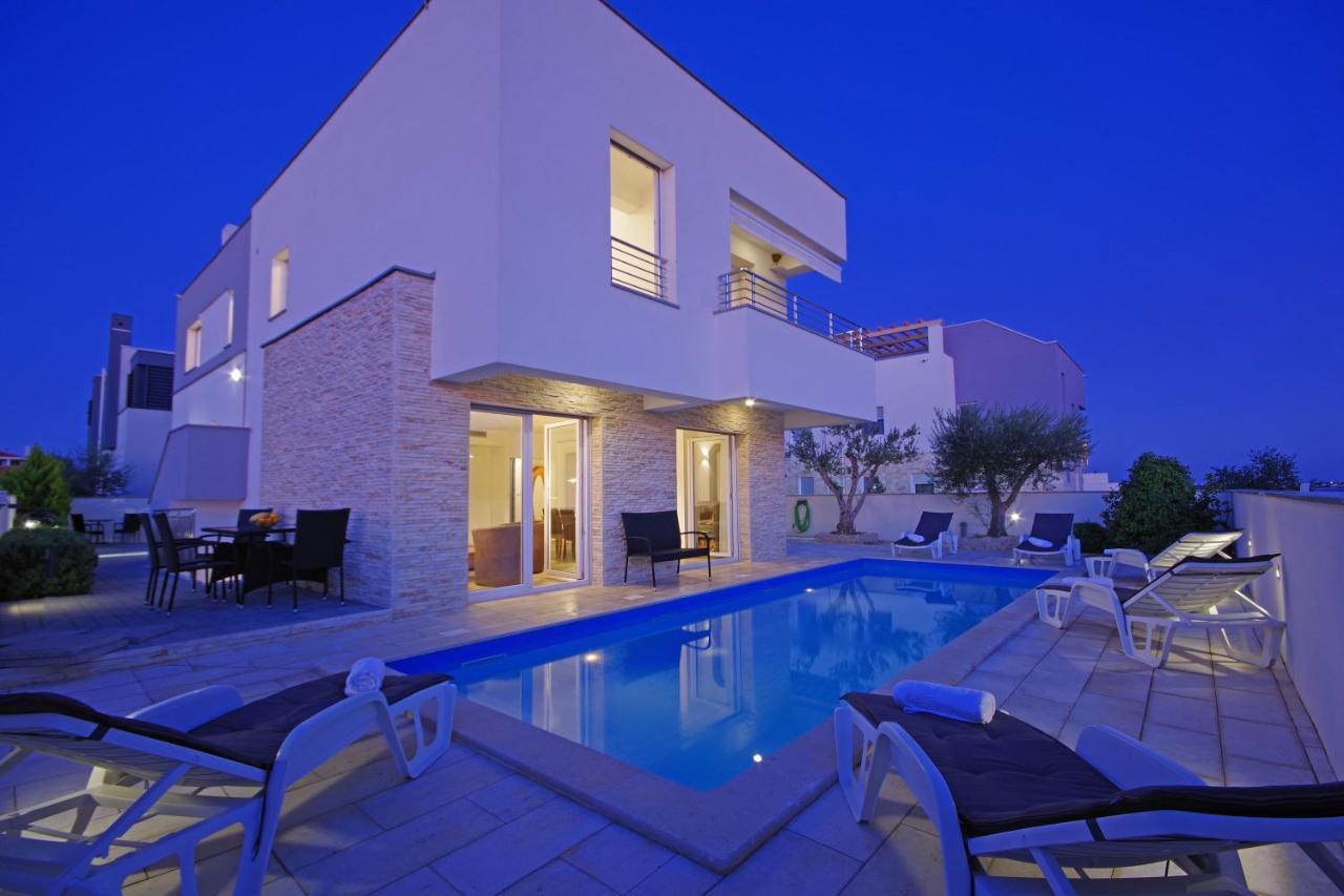Apartment Laura Privlaka  Dış mekan fotoğraf